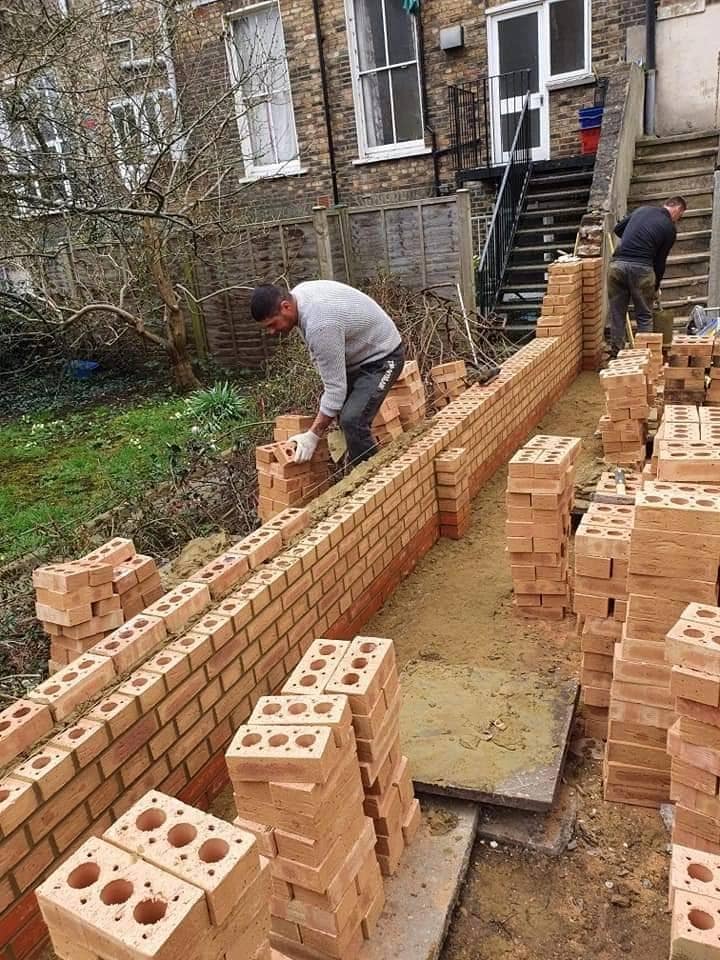 Brick layering work, BRICK FENCE- Finsbury Park — image 1