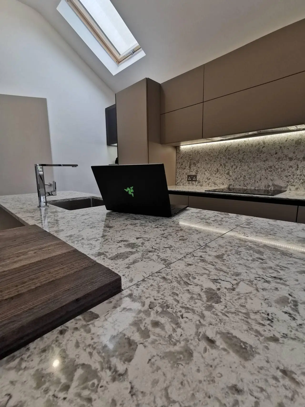 Italian Kitchen fix - bounnds green — image 1