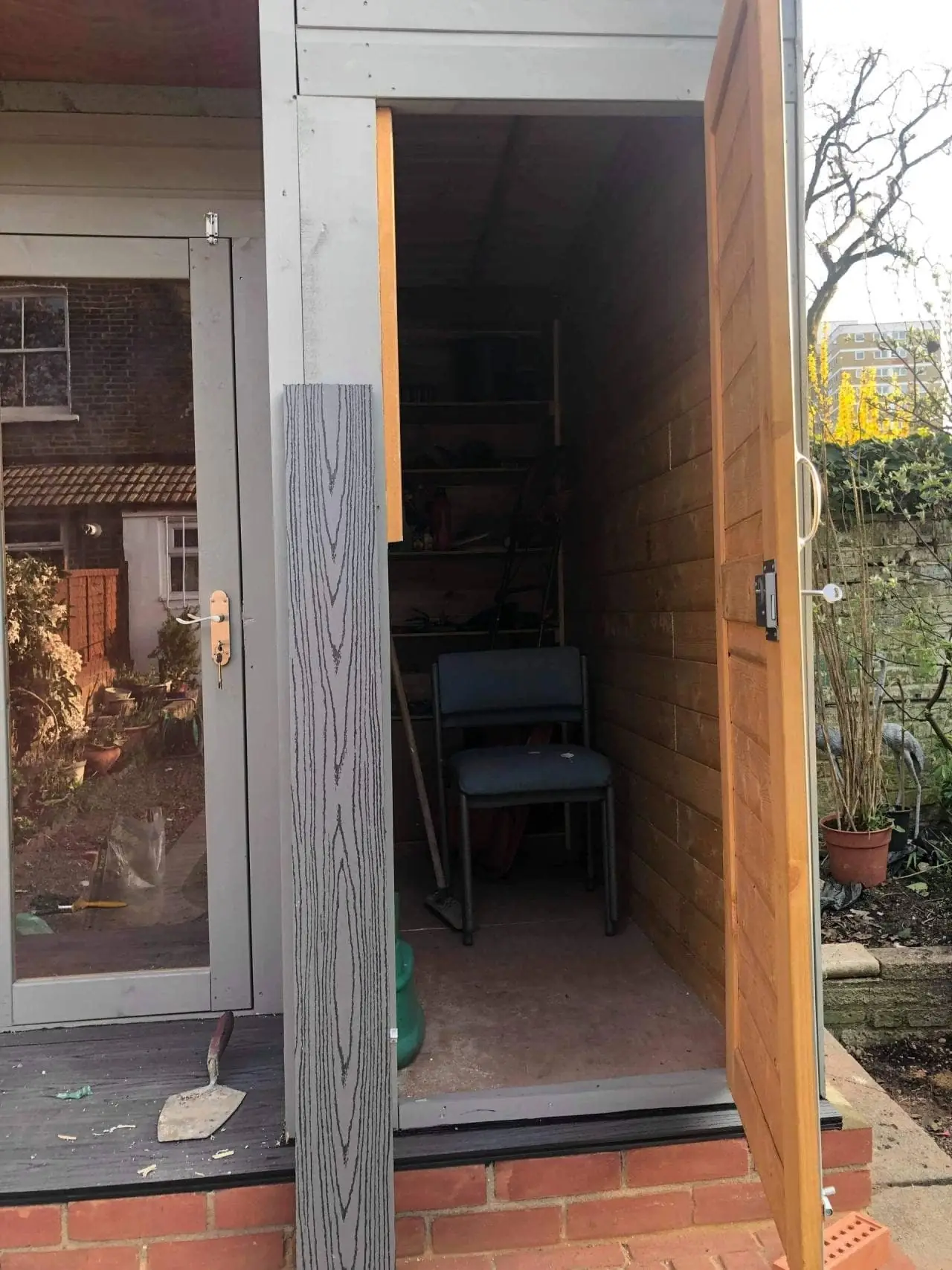 Rear Garden shed/office - Bounds Green — image 1