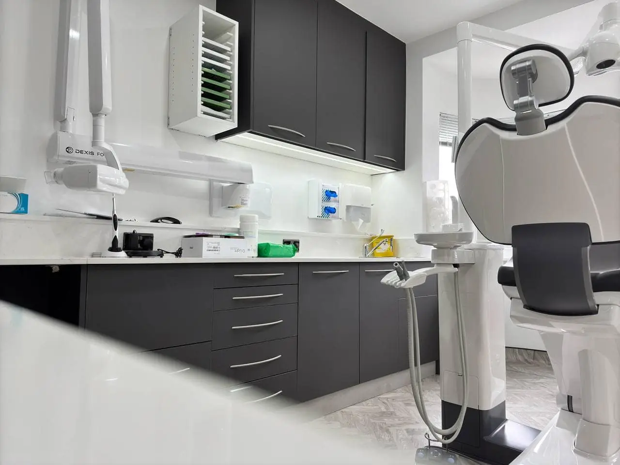Dental practice refurbishment by JBVlasceanu
